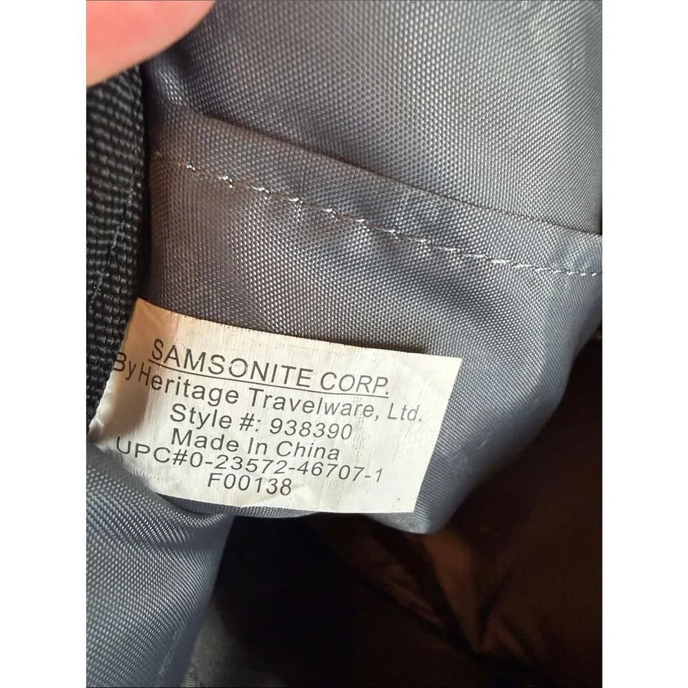 Samsonite Black Men's Messenger Crossbody Bag travel bag medium sized